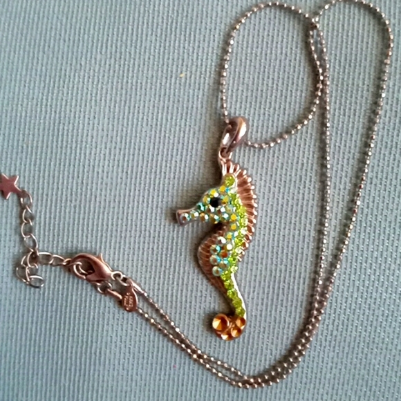 KIRKS FOLLY GREEN SEAHORSE NECKLACE - Picture 3 of 11